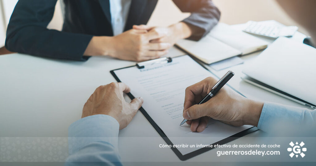 Firma de informe de accidente automovilistico