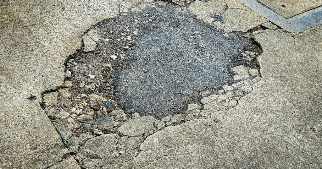 asfalto en mal estado