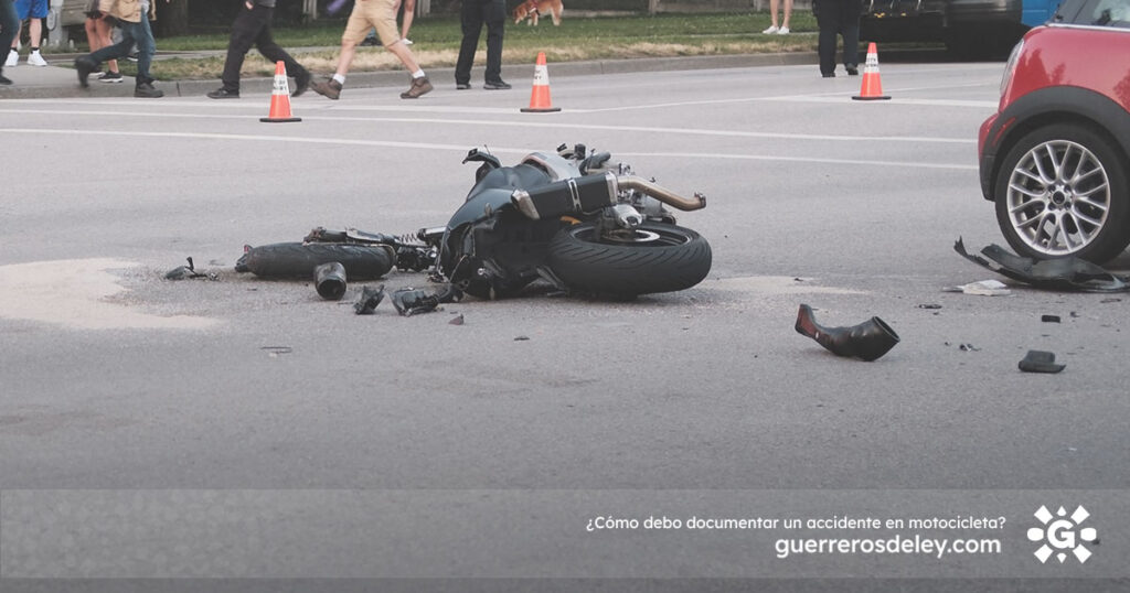 Escena de accidente de motocicleta