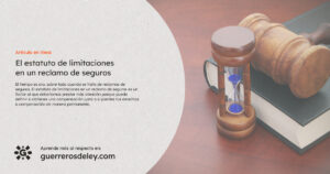 Reloj de arena sobre escritorio