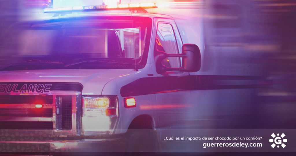 Ambulancia en camino a toda velocidad