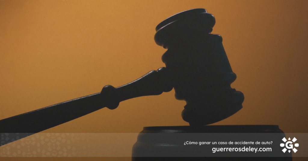 proceso de reclamo por un accidente de auto
